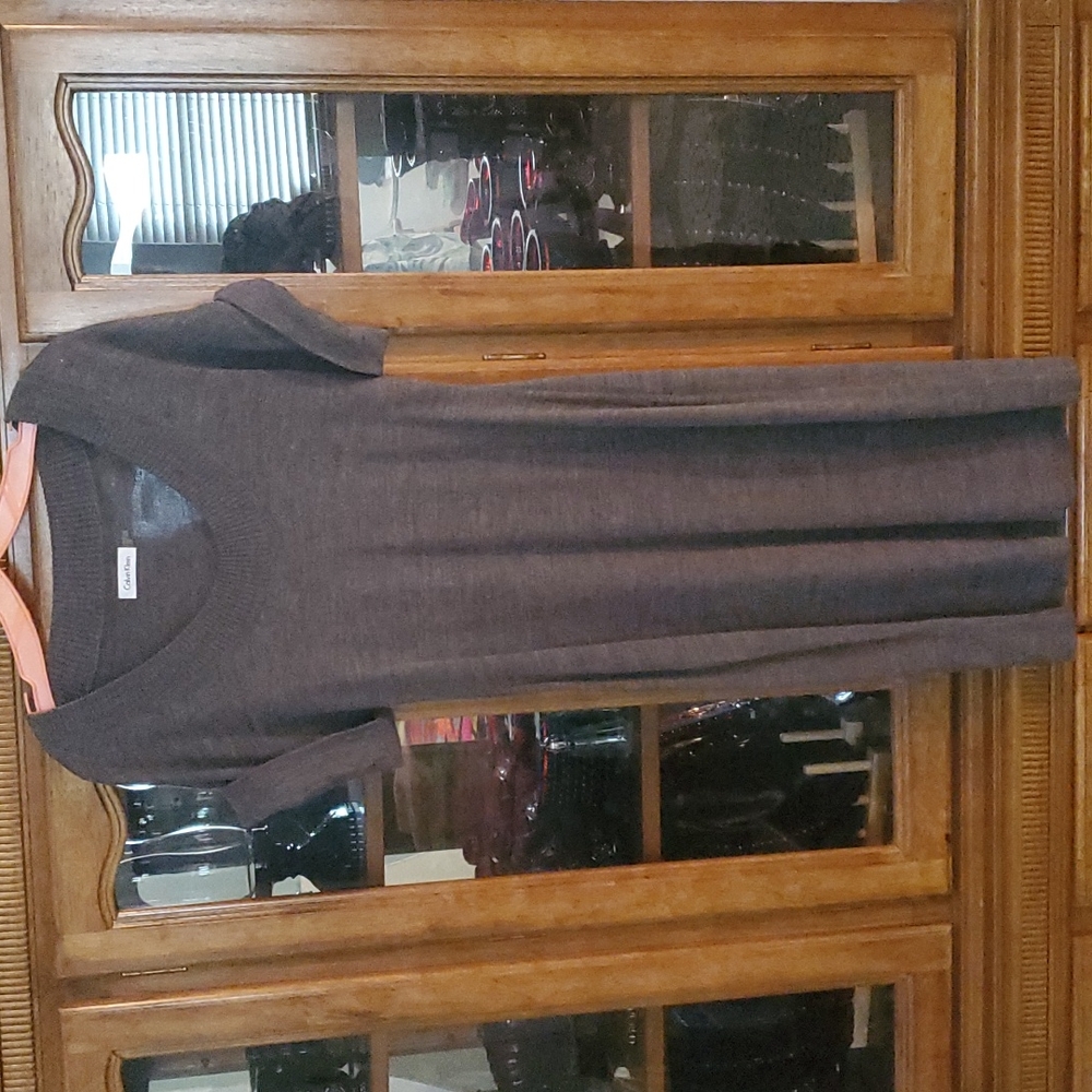 Calvin Klein knit gray dress with cap sleeves. Great LBD alternative